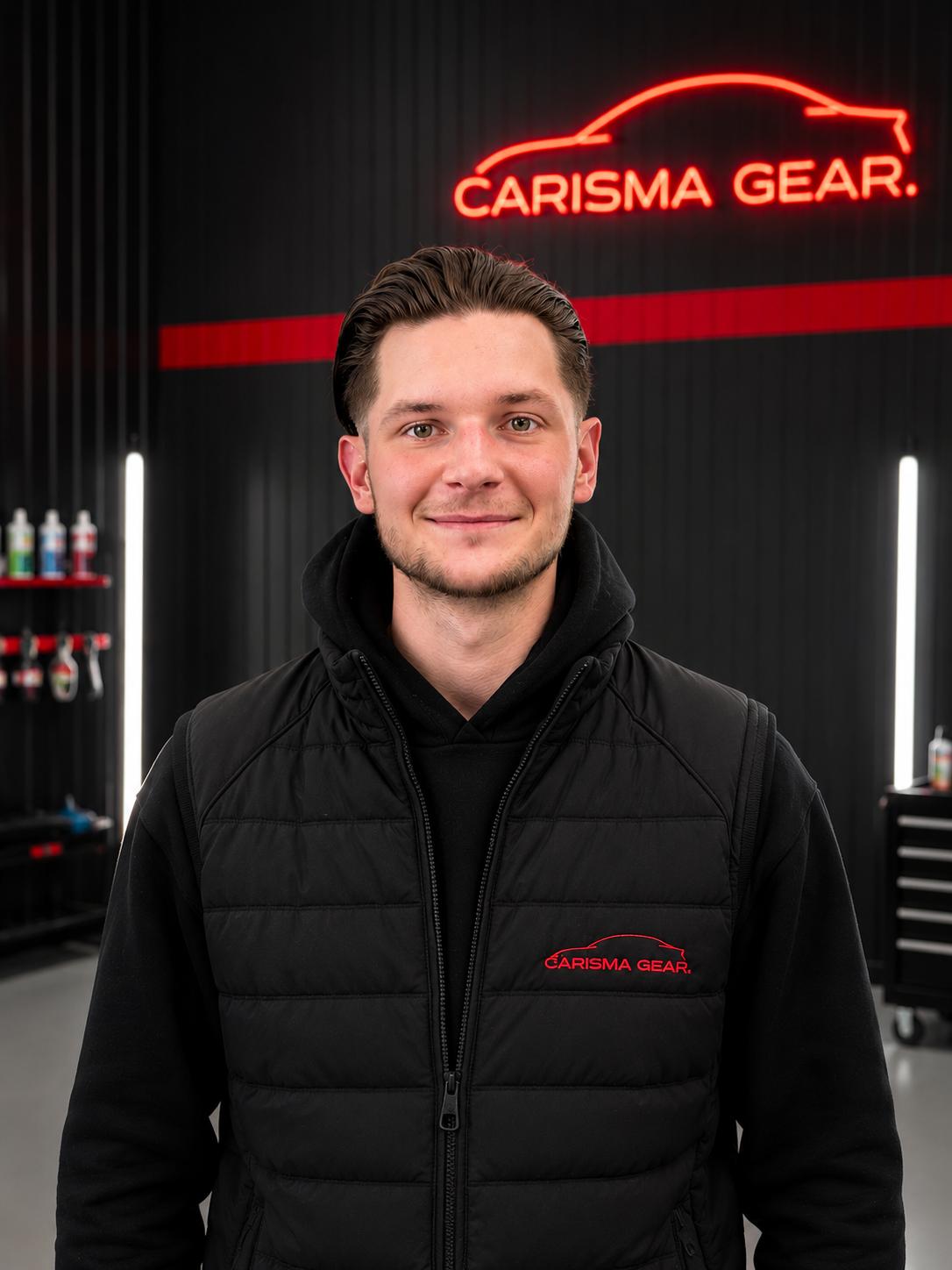 Carlos Pfahl - Standortleitung CARISMA GEAR, Experte für High-End Detailing und Keramikversiegelung Bremen
